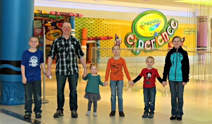Crayola Experience MOA Review {+ Discount}