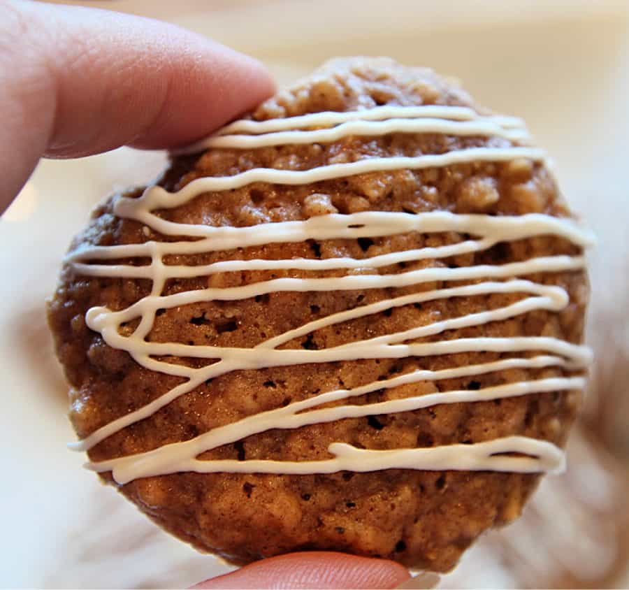 Apple Cinnamon Oatmeal Cookies Recipe
