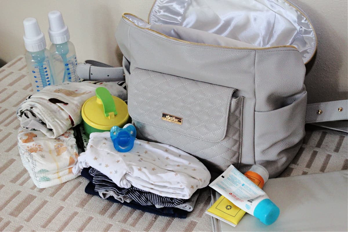 Diaper Bag- What To Pack In A Diaper Bag For A Newborn
