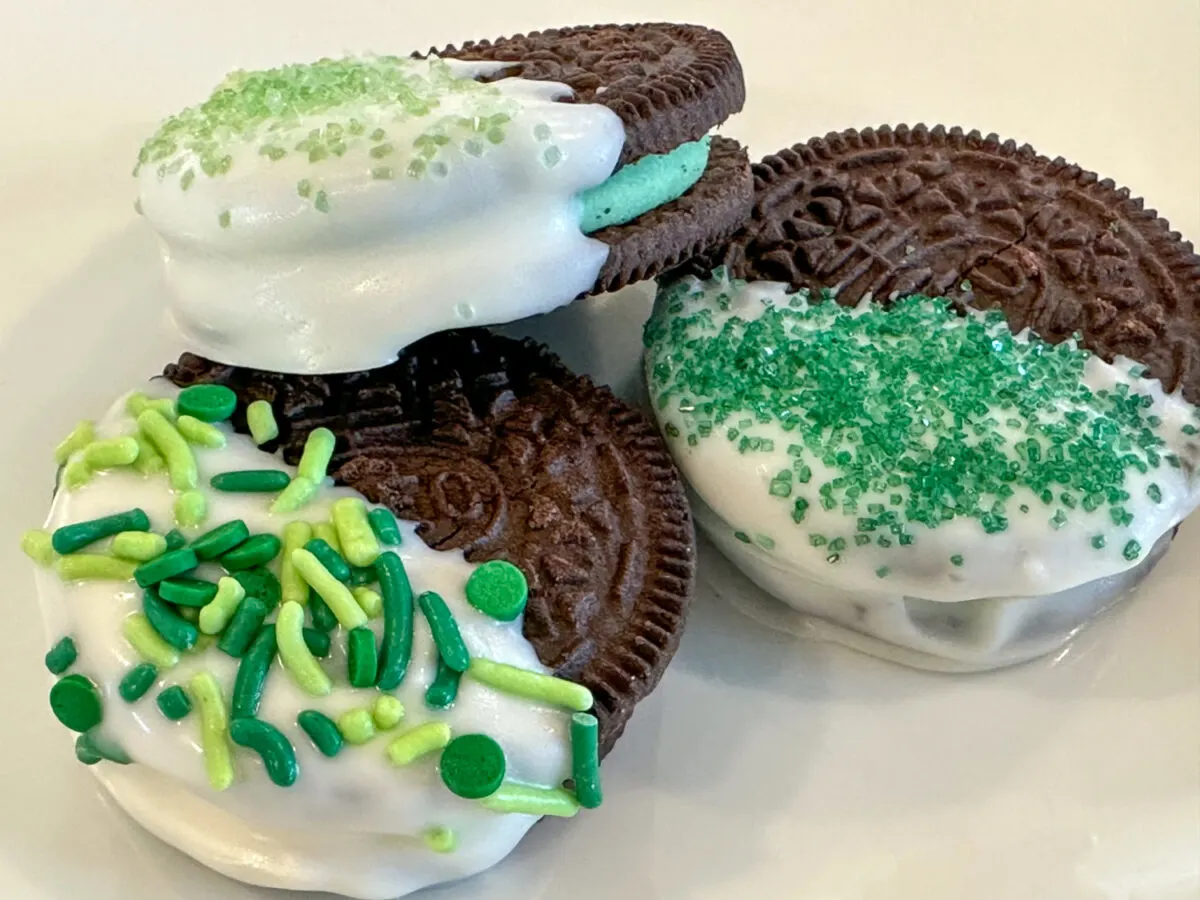 Chocolate Covered St. Patrick’s Day Oreo Cookies Recipe
